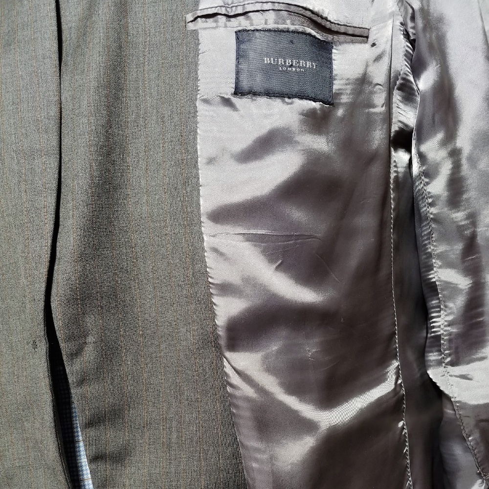 Burberry Grey Pinstripe Blazer 44L - Picture 3 of 8
